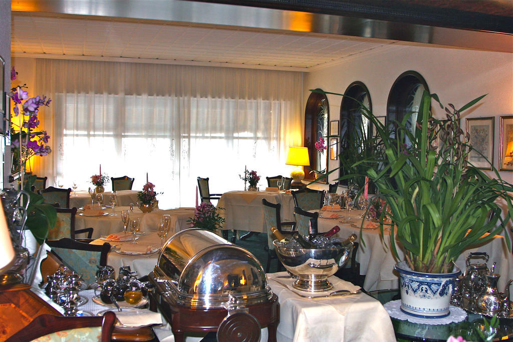 Hotel Ristorante Al Sorriso Soriso Luaran gambar